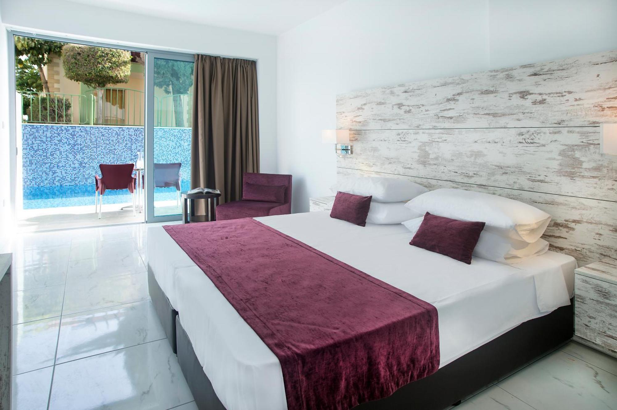 Freij Deluxe Adults Wing Hotel Agia Napa Buitenkant foto