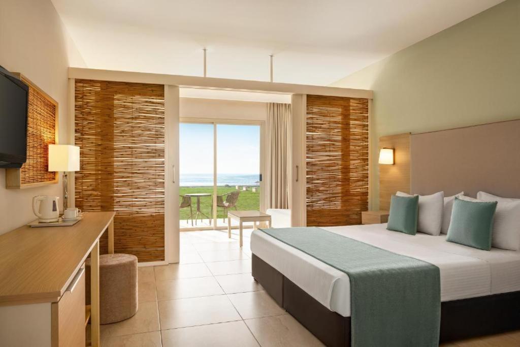 Freij Deluxe Adults Wing Hotel Agia Napa Buitenkant foto